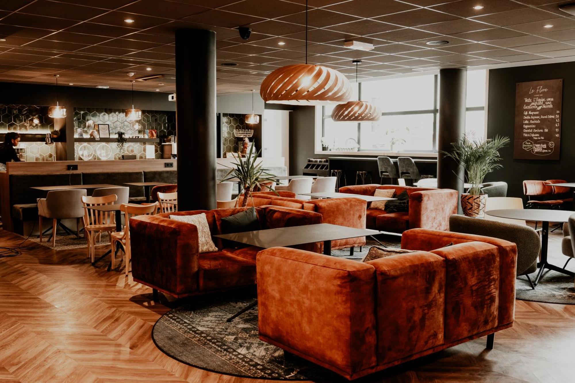 Mercure Valenciennes Centre Exterior foto